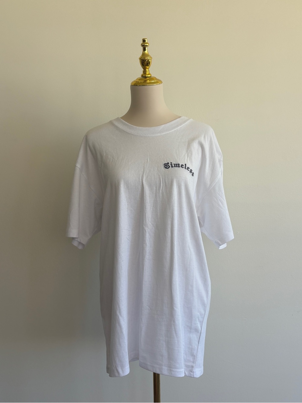 BrandMakers Group Timeless Innocence Cherub Angel Graphic T-Shirt L